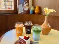 คาเฟ่สุดคลาสสิคที่ตกแต่งเอิร์ทโทน #ฉะเชิงเทรา
