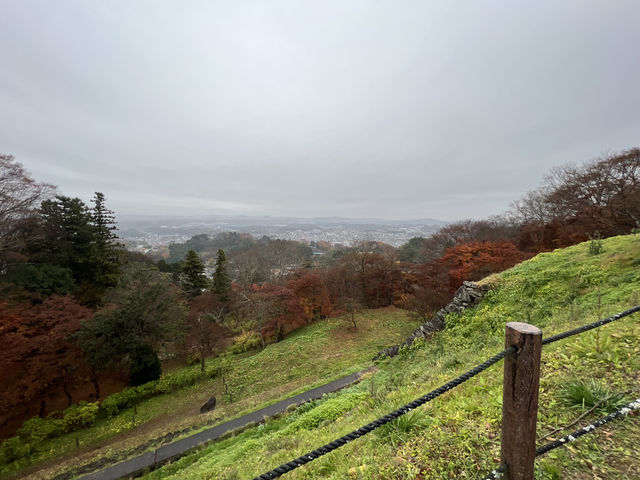 🏯 Scenic but Sparse – A Rainy Day Visit to Nihonmatsu Castle Ruins