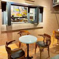 A Vintage-Style Gem on Dihua Street