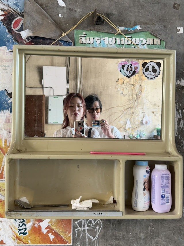 Explore Songwat – Bangkok’s Revived Coffee & Culture Lane ☕️