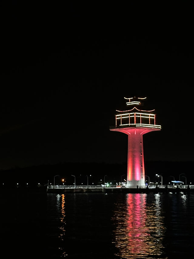 พิกัดทะเล “เกาะสีชัง” — เกาะเล็ก ๆในชลบุรี
