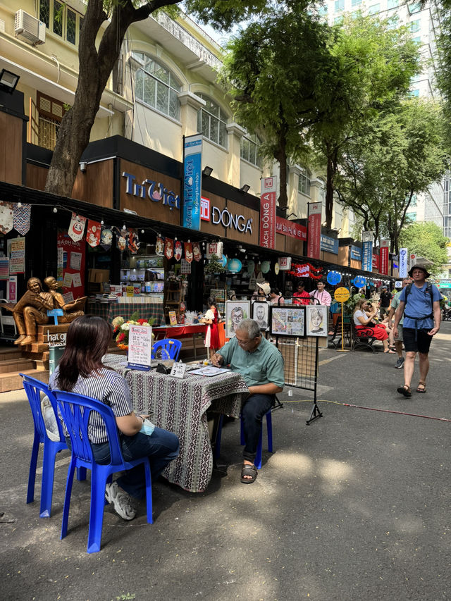 ท่องเที่ยวโฮจิมินห์ด้วยตัวเอง 🇻🇳
