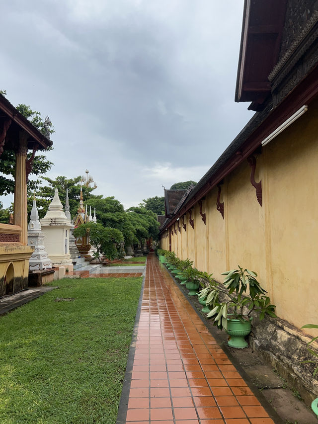 Wat Si Saket, Vientiane’s oldest Buddhist Temple