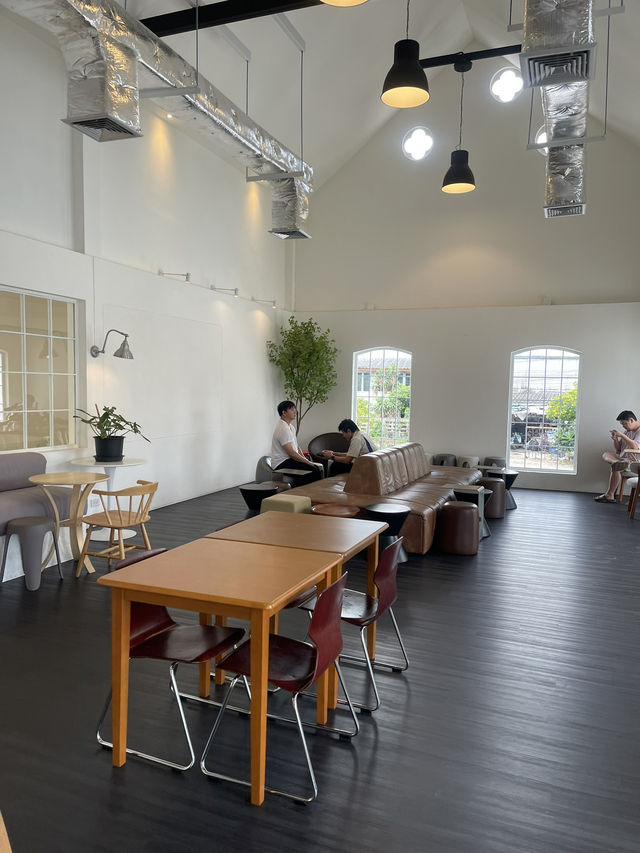 U Cup Coffee (สาขาแหลมฉบัง)