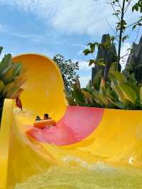 🌊 SplashMania Gamuda Cove – The Ultimate Waterpark Getaway! 🎢🌴