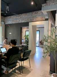 HOW Cafe