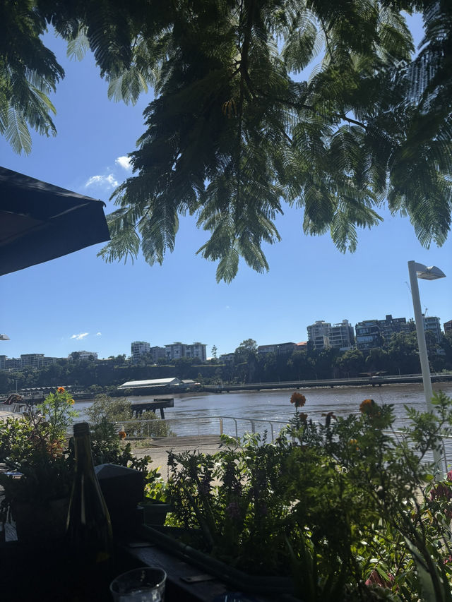 City calm with skyline views 🌇🛎️ | The Point Brisbane Hotel staycation