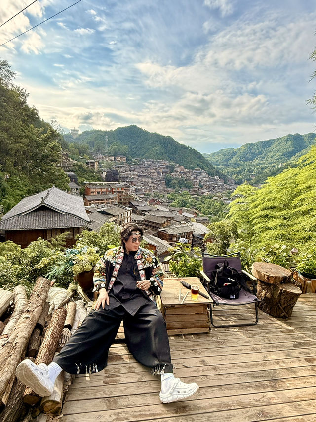 Can’t Escape the Rain, But Beauty Found Me Anyway: 8D7N Guizhou Adventure 🇨🇳｜Guiyang・Huangguos