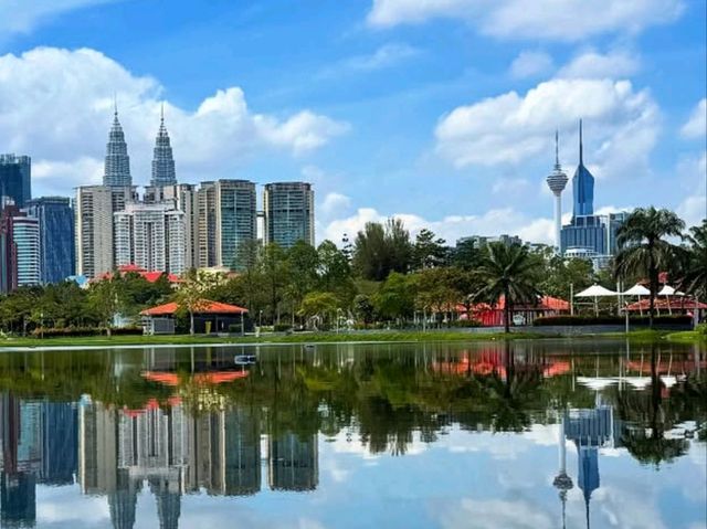 🌊 Taman Tasik Titiwangsa – KL’s Best Lakeside Water Adventure Spot! 🚣‍♀️☀️