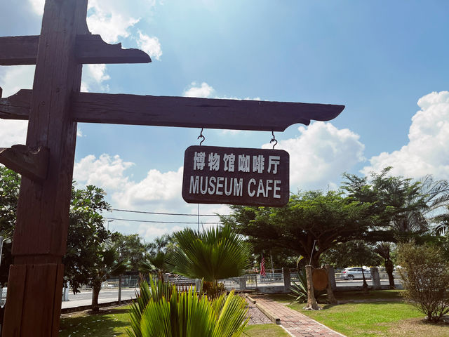 Sweet Sips & Silky Treats: A Chill Stop at Two Good Elephants Café, Sitiawan