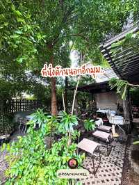 ชิลๆที่ Two Sons คาเฟ่ 