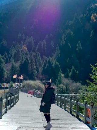 다구 빙하 아래쪽 풍경도 아름답습니다.