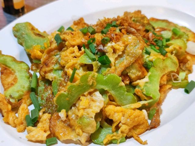 ข้าวต้มร้านLocal ร้านเก่าแก่เมืองแปดริ้ว