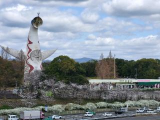 Family-Friendly Destination in Osaka Suburbs: Expo '70 Commemorative Park