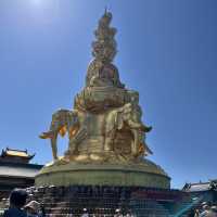 🏔️ Everything You Need to Know About Visiting Mount Emei 峨眉山 – Don’t Go Without Reading This First