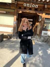 Cafe Onion Anguk