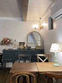 bake&burnt is a charming café