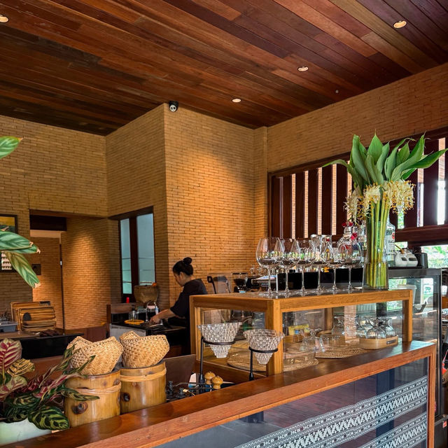  Wiang Neua Cafe & Restaurant 
