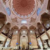 Whispers of Prayer at Masjid Putra