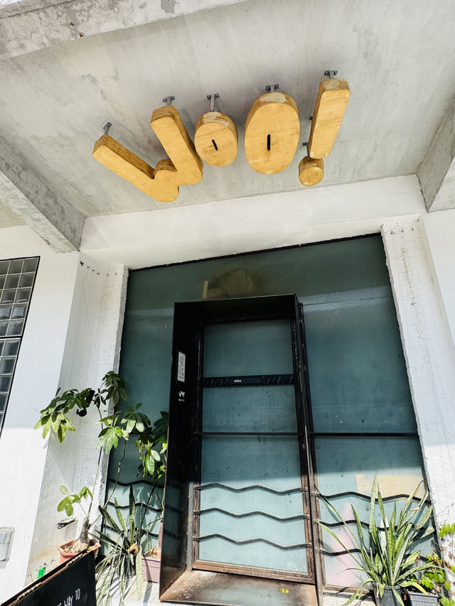 Chill Vibes With Loved Ones at Woo! Cafe