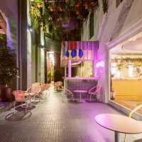 MoMo's Hotel