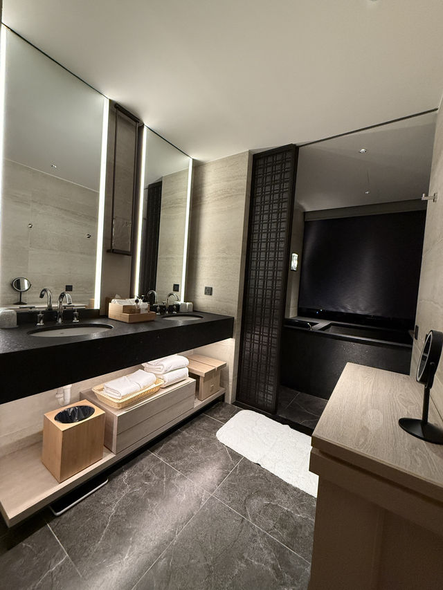 Relaxing hot spring stay in a convenient location