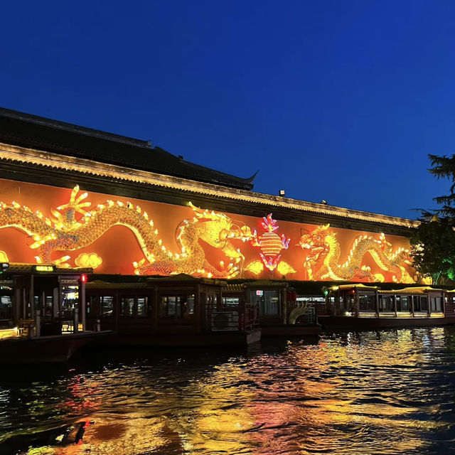 ## 【南京必玩】秦淮河終極攻略！夜遊、美食、歷史一次搞定～