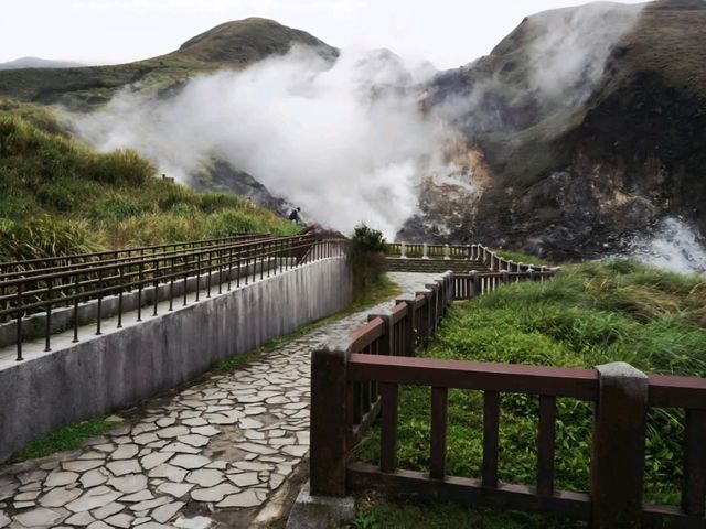 ปากปล่องภูเขาไฟเสี่ยวโหย่วเคิง (Xiaoyoukeng)