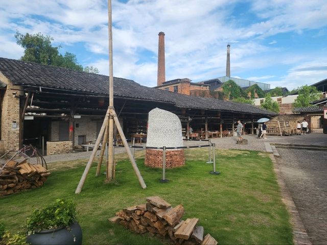 “The Timeless Clay Workshop”