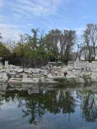 🏝️ A Glimpse into Immortal Realms: Fanghu Shengjing at Summer Palace☯