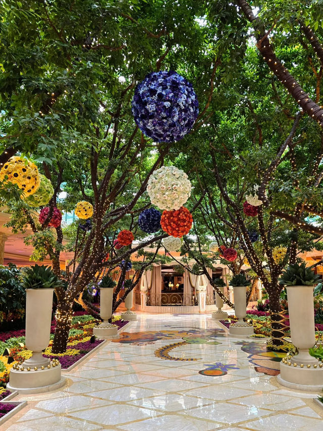 Bloom and Bling: Garden Vibes at Wynn Las Vegas 🌸✨