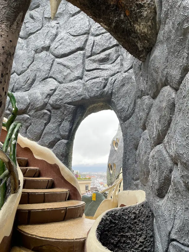 The Alps of Vietnam, Dalat