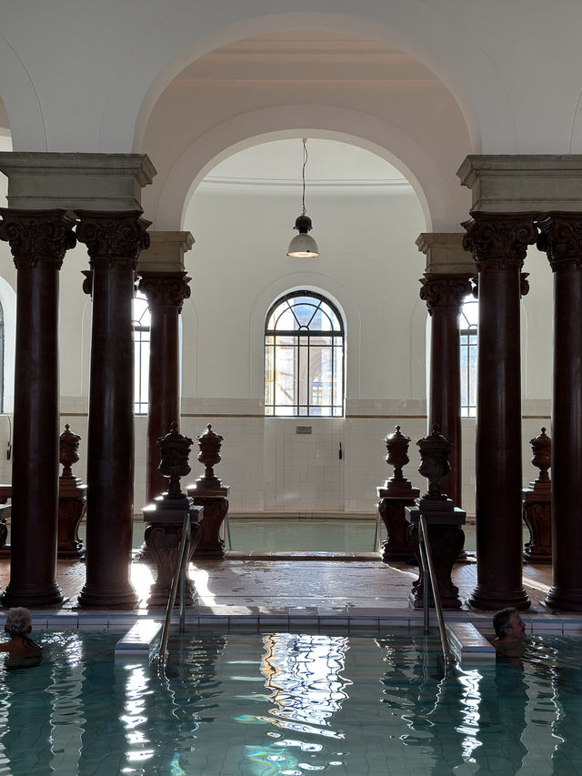 부다페스트에서 즐기는 특별한 휴식, 세체니 온천 부다페스트에서 즐기는 특별한 휴식, 세체니 온천