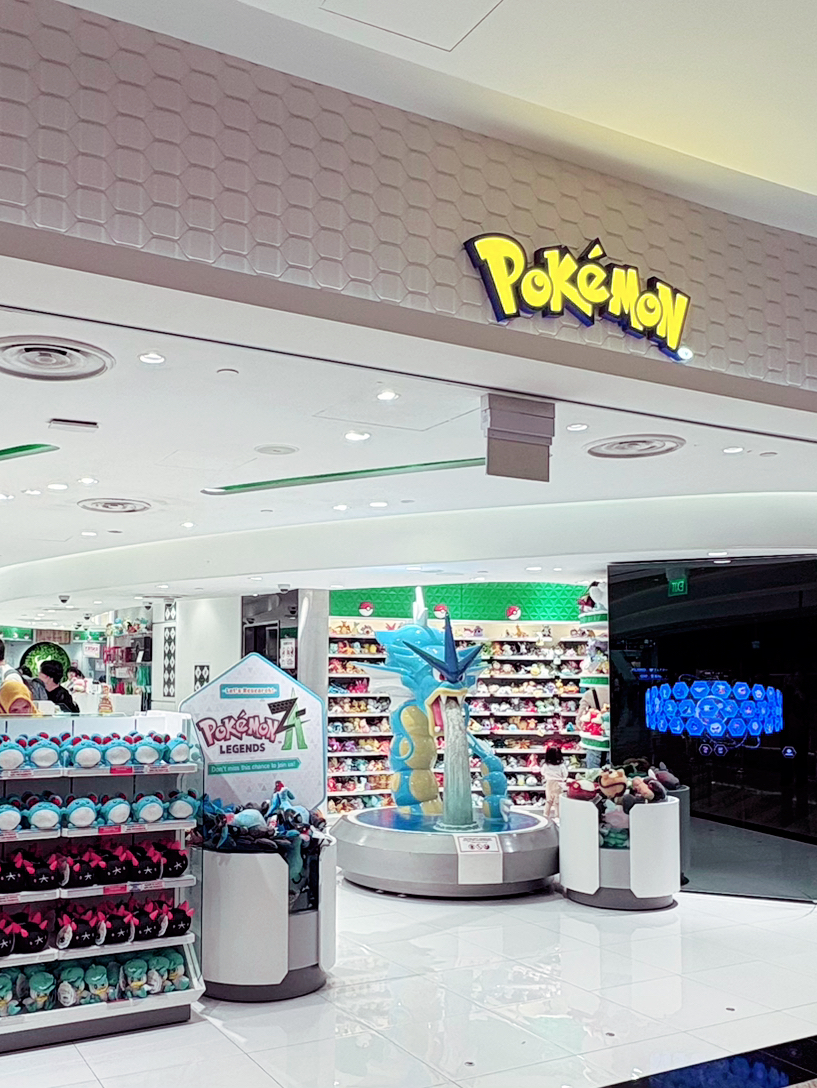 海外限定メダル　2018ポケモンラン　シンガポール バラ】 シンガポール限定 オープン1周年記念メインアート スリーブ