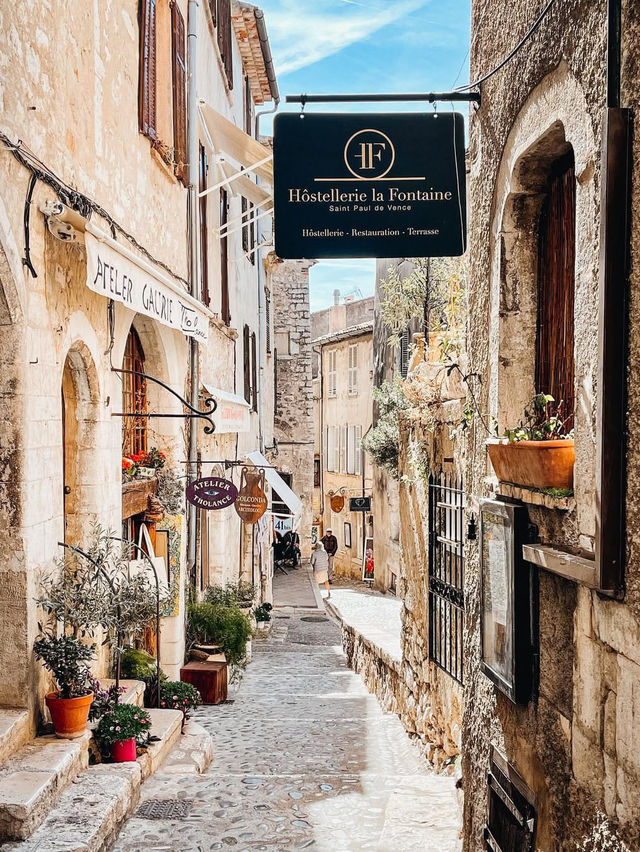 A Journey Through the Charm of Saint Paul de Vence A Journey Through the Charm of Saint Paul de Vence