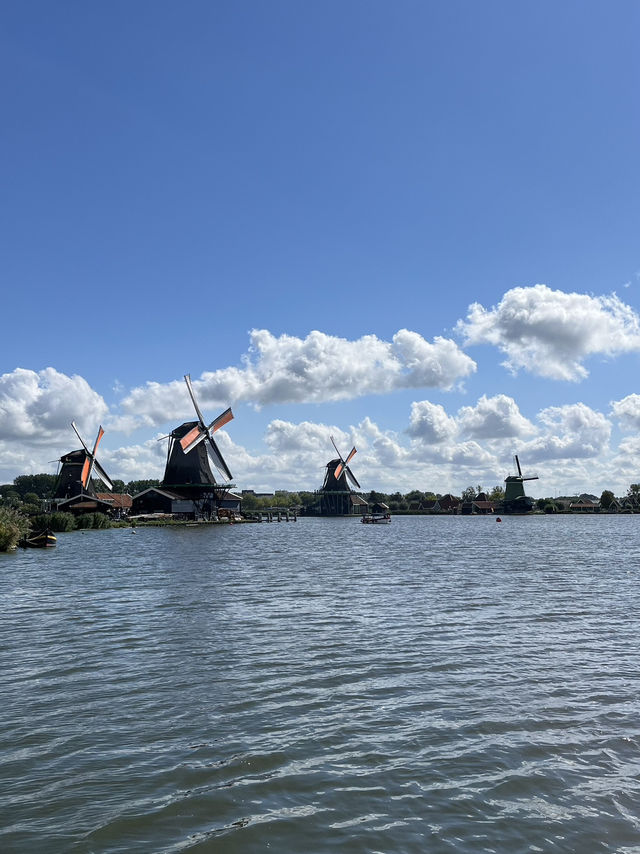 🌿 A Timeless Windmill Village: Zaanse Schans Adventure 
