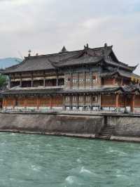 “Dujiangyan มรดกโลกโบราณ สวยอลังกลางธรรมชาติ”