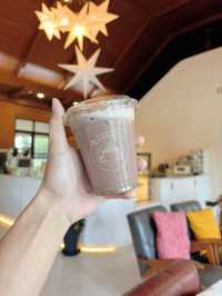 คาเฟ่ในบ้านสวน บรรยากาศดี ที่แปดริ้ว