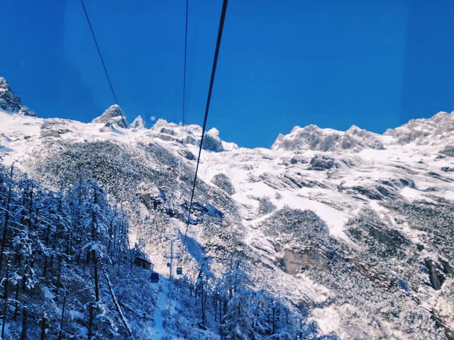 Majestic Views from the Yulong Snow Mountain Ropeway
