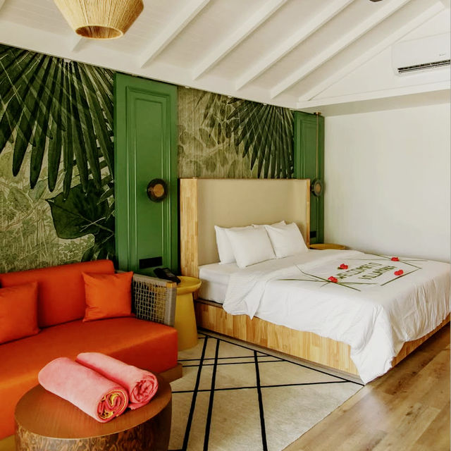 Tropical Ease, Timeless Escape