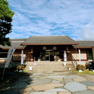 祭りの魔法が保存される：飛騨古川会館を訪ねて