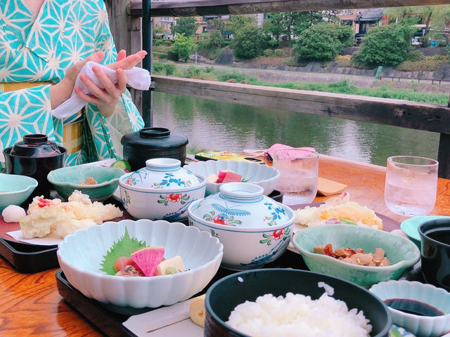 【中京区/京都🇯🇵】川床で涼しく浴衣でランチ♡