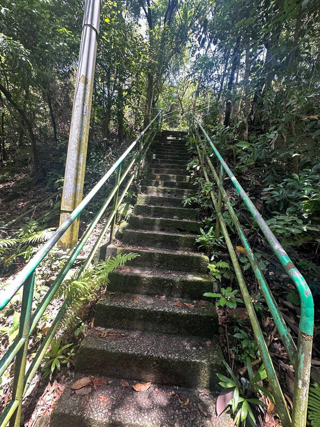 Sai Wan Swimming Shed — атмосферное место у воды в Гонконге