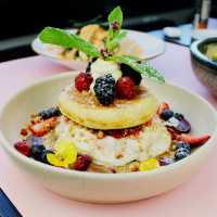 Blush Mornings & Rosy Rituals