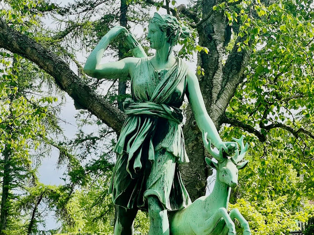 Glasshouse Calm & Nordic Bloom