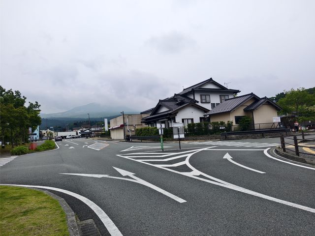 Aso Boy รถไฟท่องเที่ยวขวัญใจเด็ก ๆ 