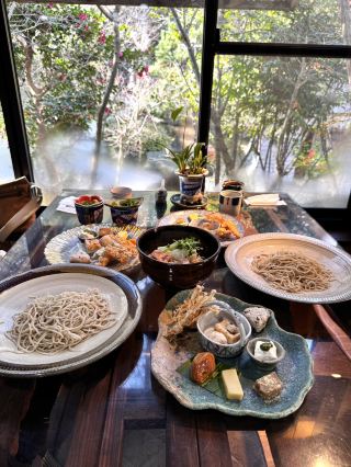 【후쿠오카】 산속 용천수로 빚은 소바를 맛볼 수 있는 곳.