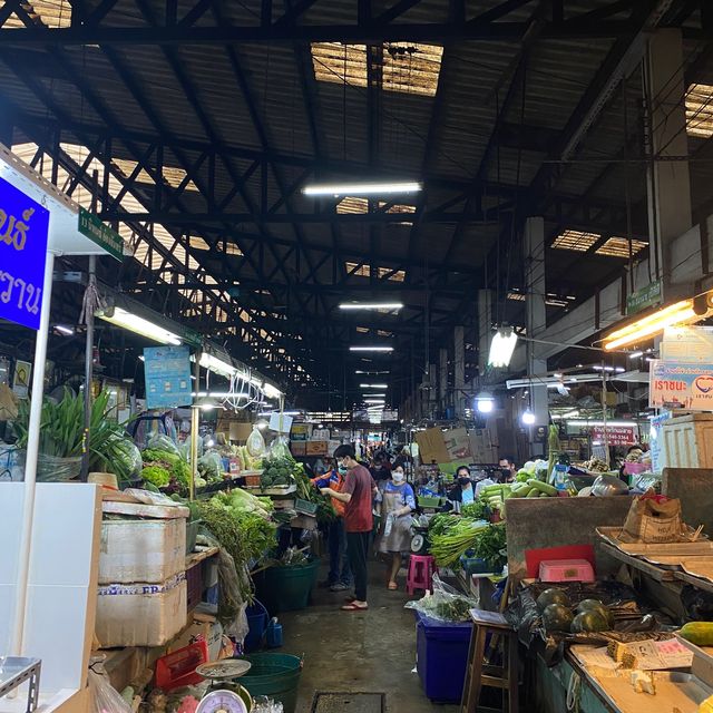 Min Buri Market