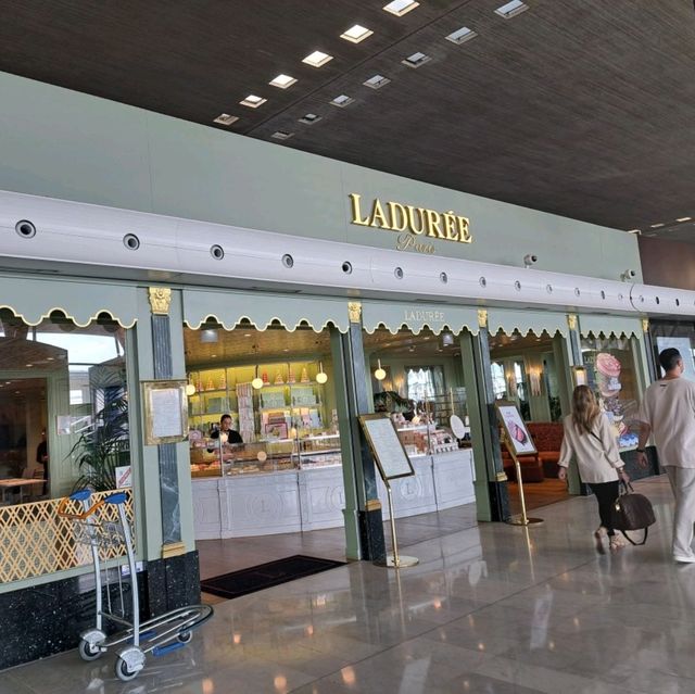 法國甜點體驗--LADURÉE