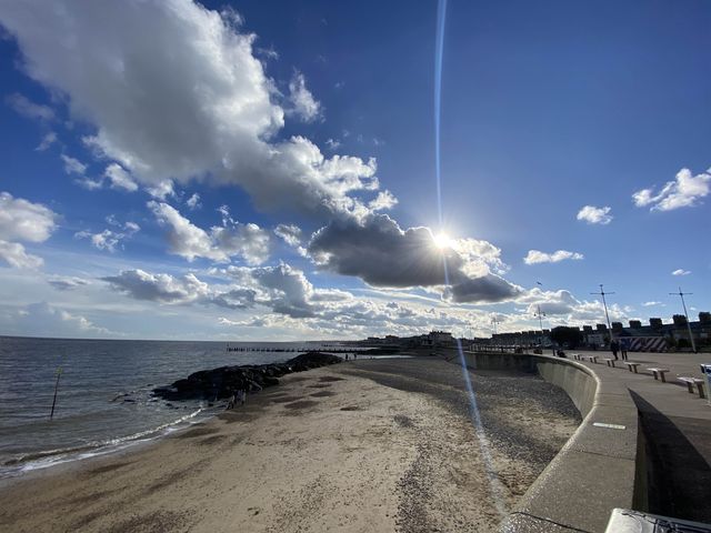 Lowestoft South Pier’s Coastal Promenade 🏖️🚶‍♂️